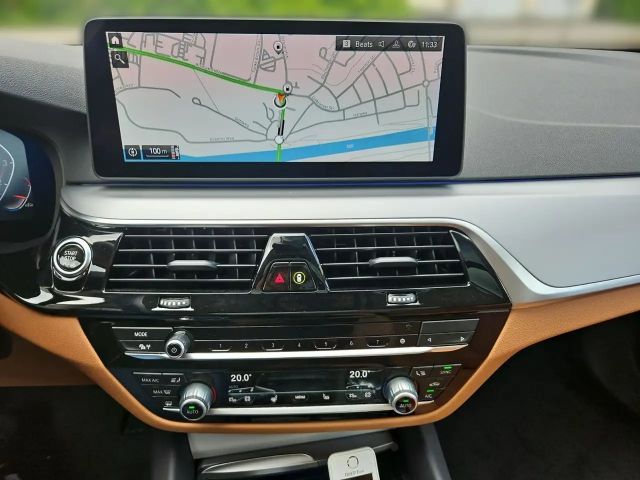 BMW 530 530i Touring xDrive