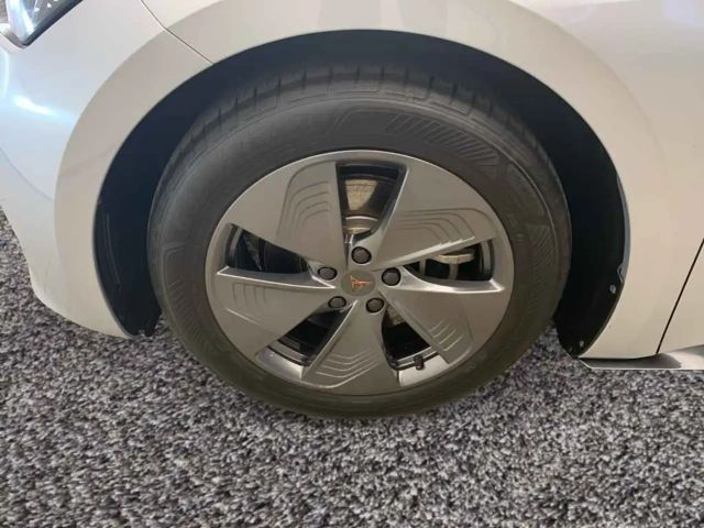 Cupra Born *LED*ACC*NAVI*R-CAM*SHZ*VIRTUAL*18"*TEL*DAB