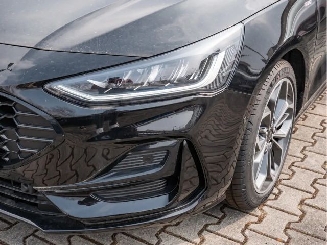 Ford Focus ST Line Wagon