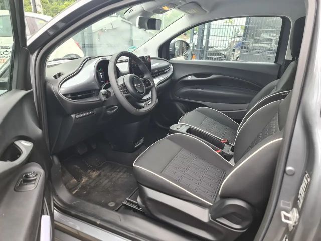 Fiat 500e Base 42kWh KLIMA*CARPLAY*ANDROID-AUTO