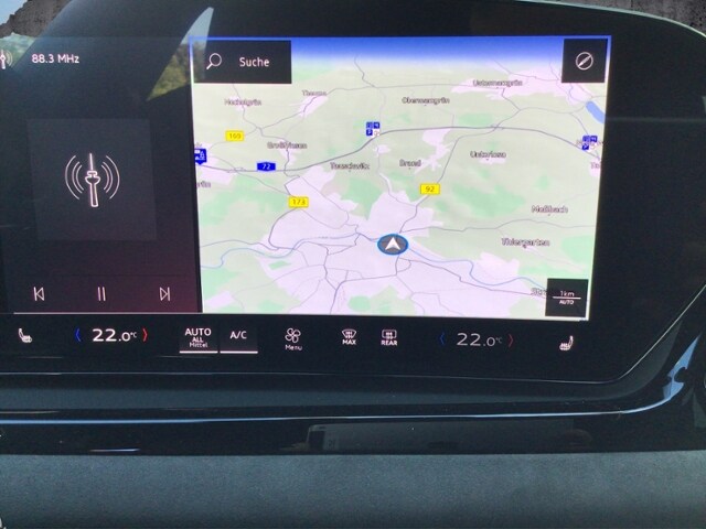 Audi A6 Avant Quattro S-Tronic