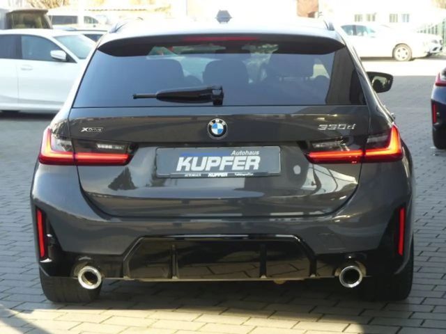 BMW 330 330d Touring xDrive