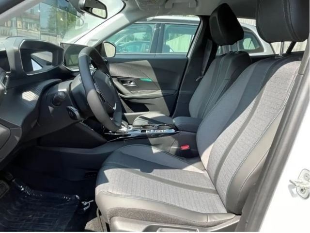 Peugeot E-2008 Allure Pack