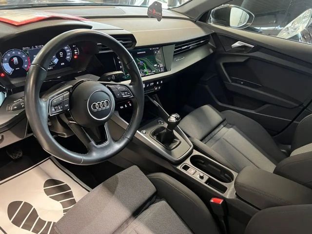 Audi A3 30 TFSI Sedan Sport