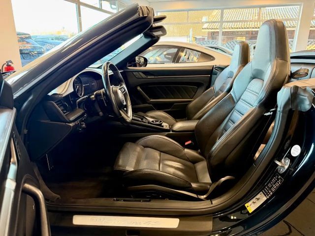 Porsche 992 4S Cabrio Carrera