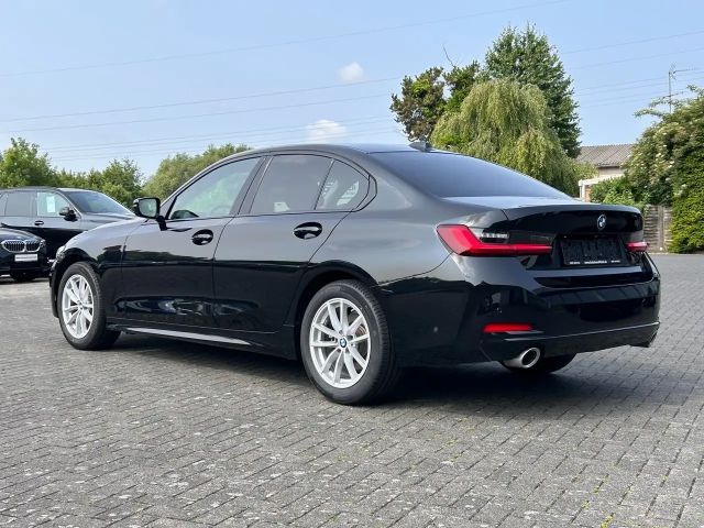 BMW 320 320d Sedan xDrive