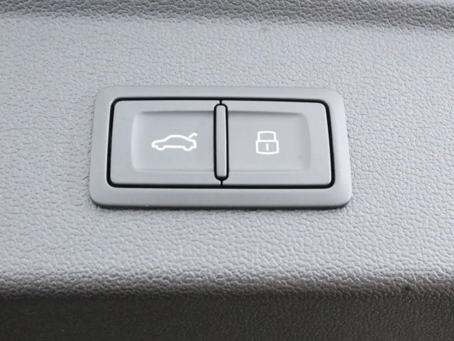 Audi A3 30 TDI Sedan