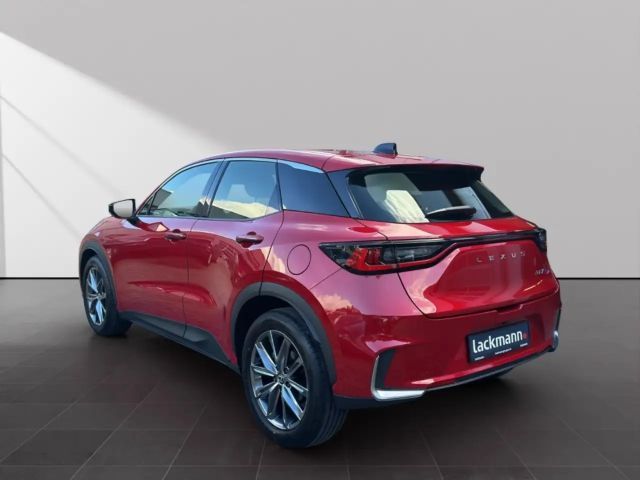 Lexus LBX Elegant