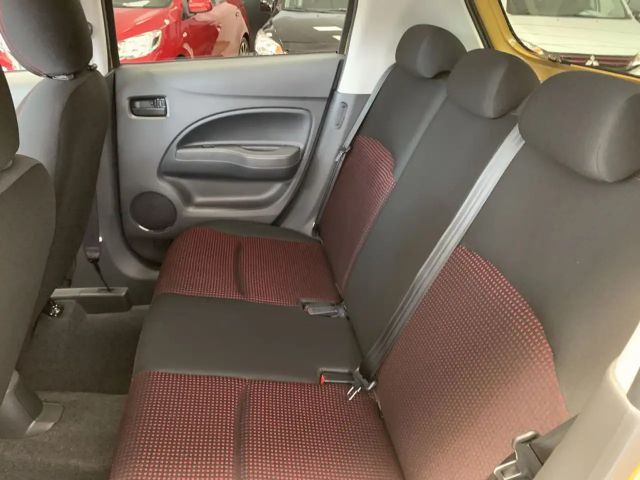 Mitsubishi Space Star Star