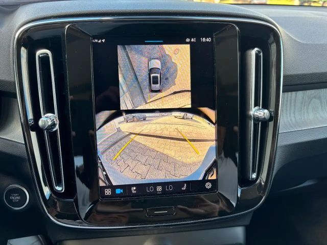 Volvo XC40 Dark Plus