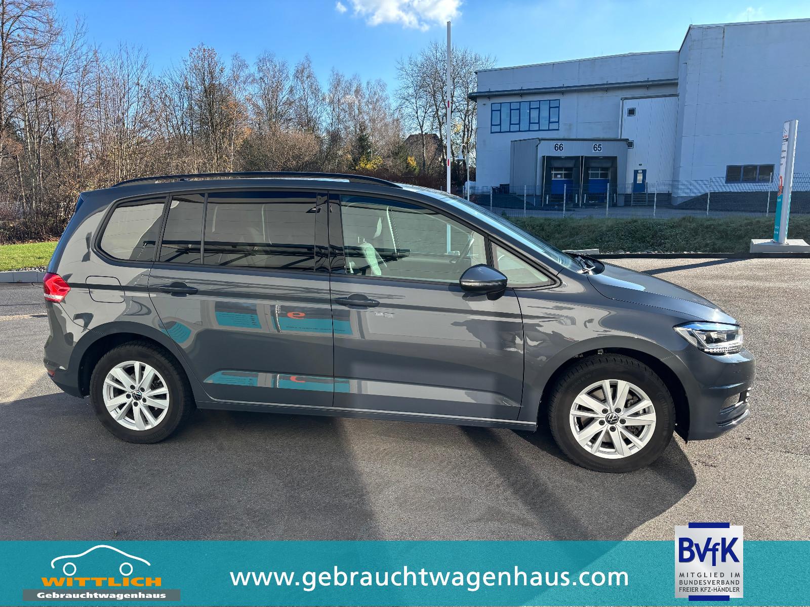 Volkswagen Touran 1.5 TSI DSG