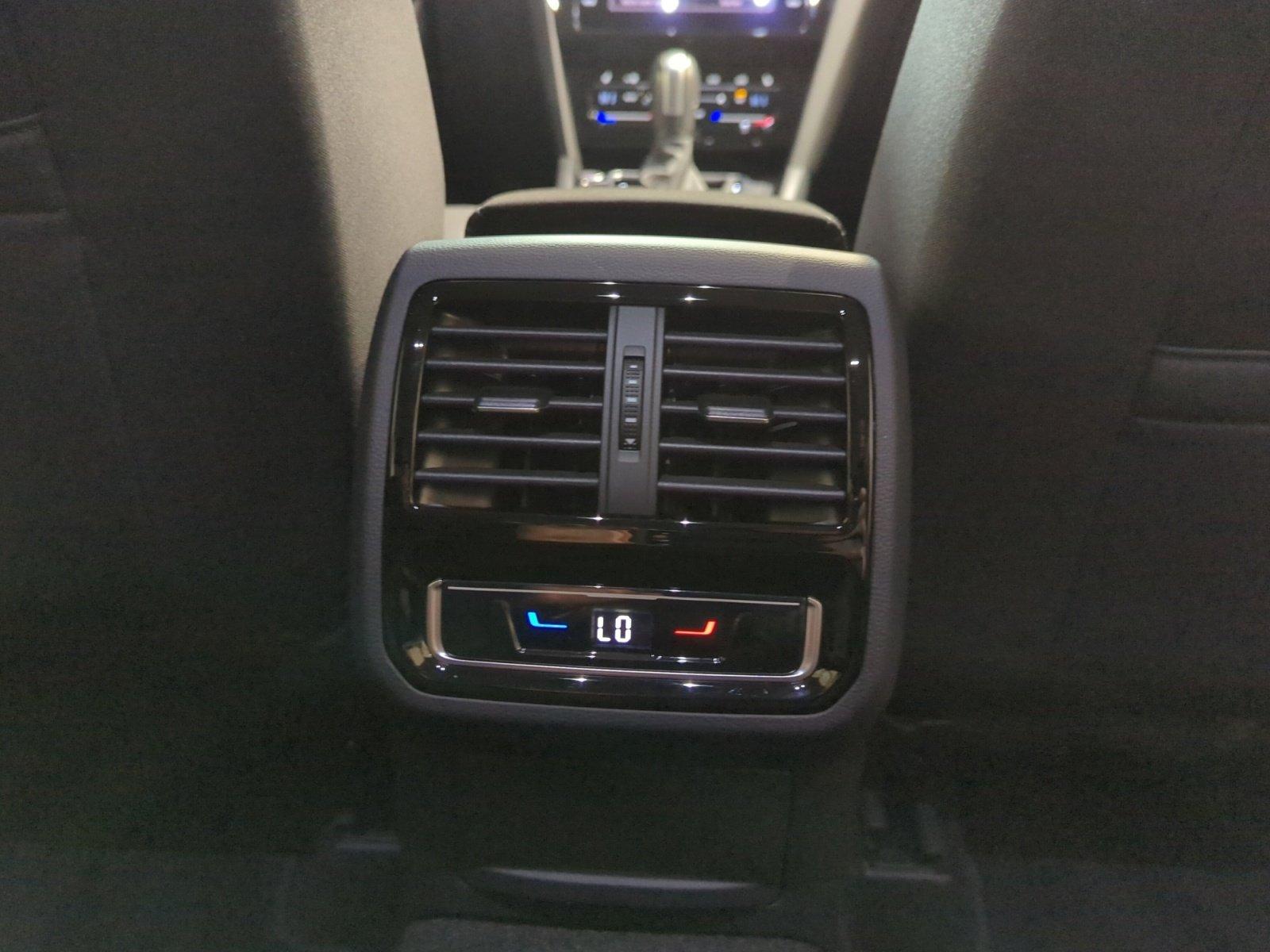 Volkswagen Passat 2.0 TDI Business DSG Variant