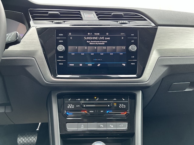 Volkswagen Touran 1.5 TSI DSG R-Line