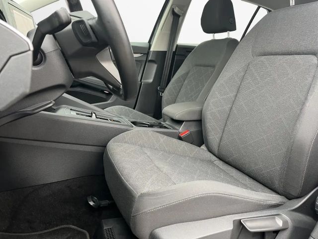 Volkswagen Golf 1.5 eTSI DSG Life