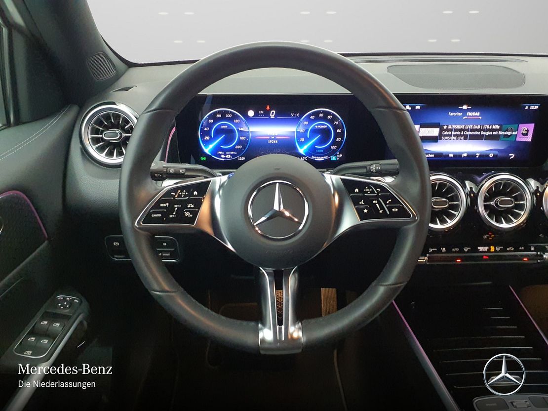 Mercedes-Benz EQB 300 4MATIC