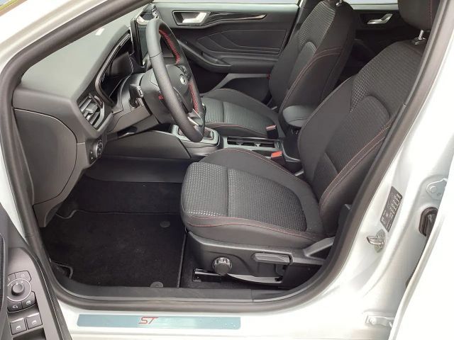 Ford Focus EcoBoost ST Line Wagon