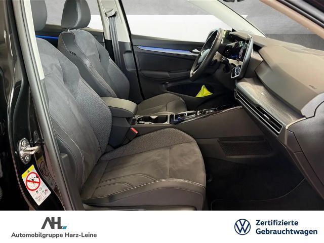 Volkswagen Golf 1.5 eTSI DSG Golf VIII Style