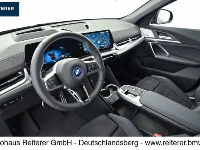 BMW iX2 eDrive20