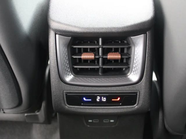 Cupra Terramar 1.5 e-TSI 150 PS DSG mit vielen Extras!