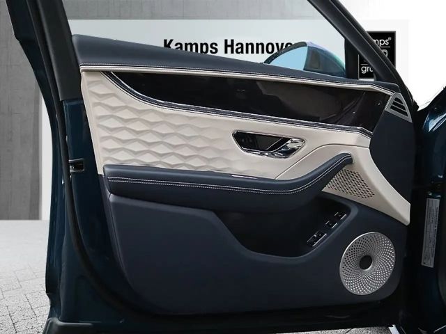 Bentley Flying Spur Hybrid V8