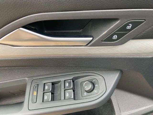 Volkswagen Golf 2.0 TDI DSG Life Variant