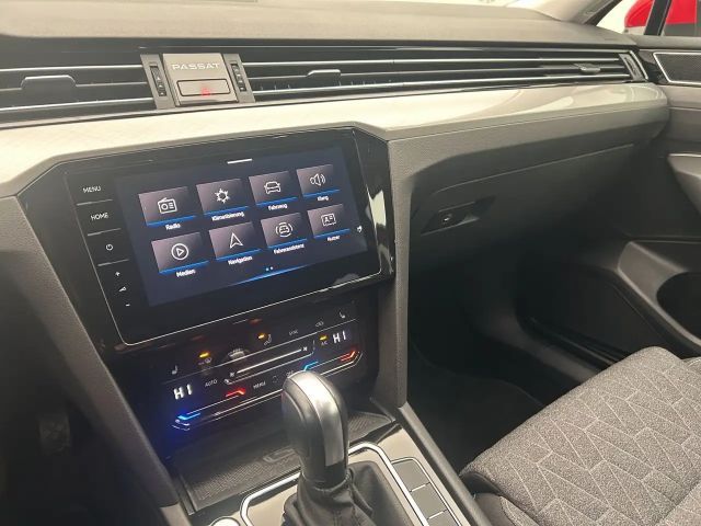 Volkswagen Passat 2.0 TDI Business DSG Variant