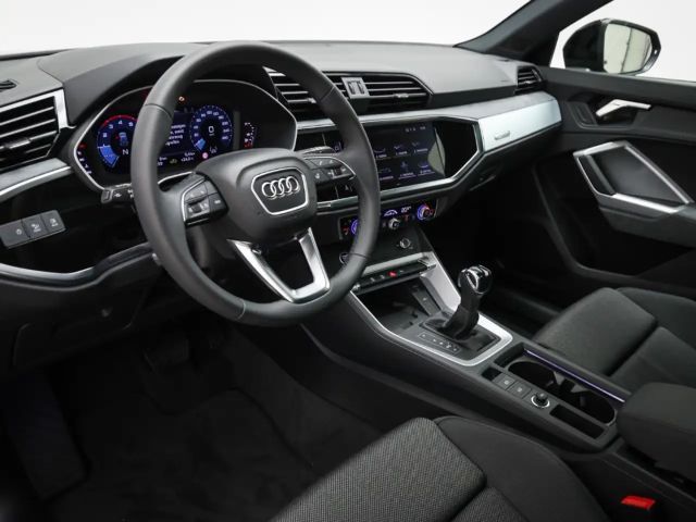 Audi Q3 35 TFSI S-Line