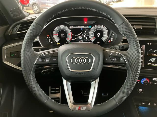 Audi Q3 35 TDI S-Line
