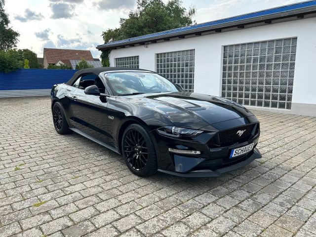 Ford Mustang Convertible GT 5.0 V8
