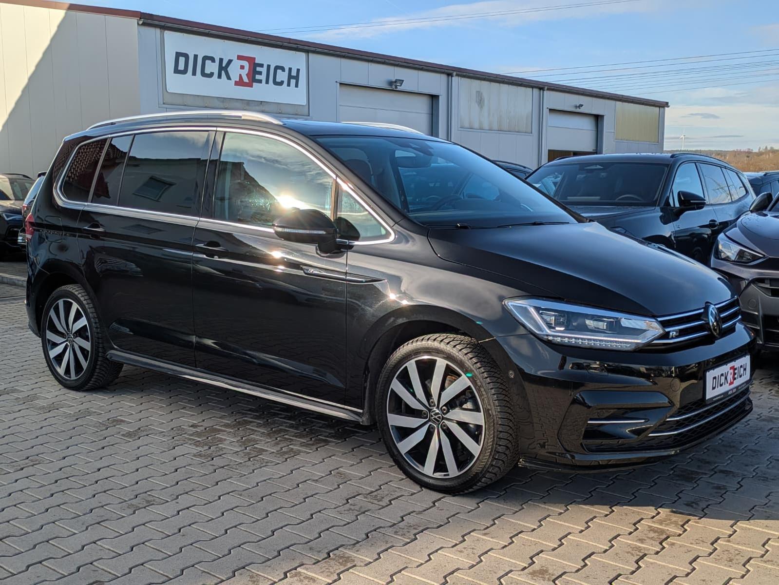 Volkswagen Touran DSG Highline IQ.Drive R-Line