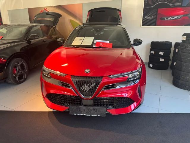 Alfa Romeo Junior Ibrida