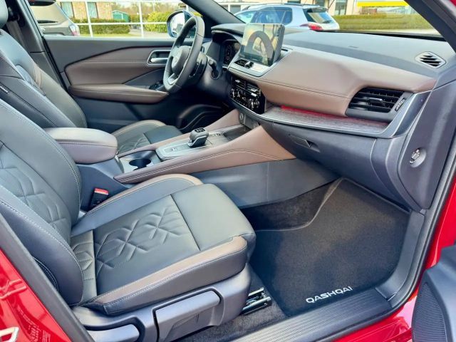 Nissan Qashqai DIG-T Tekna