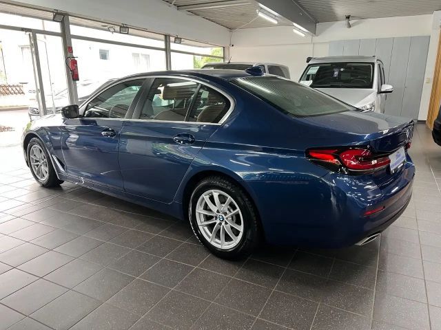 BMW 520 520d Sedan