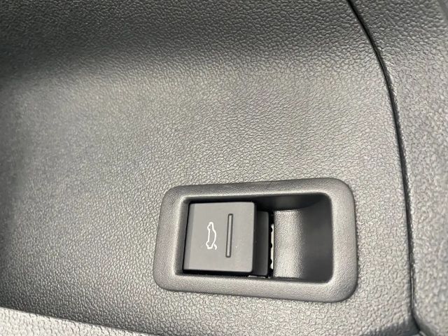 Audi A3 30 TFSI Sedan