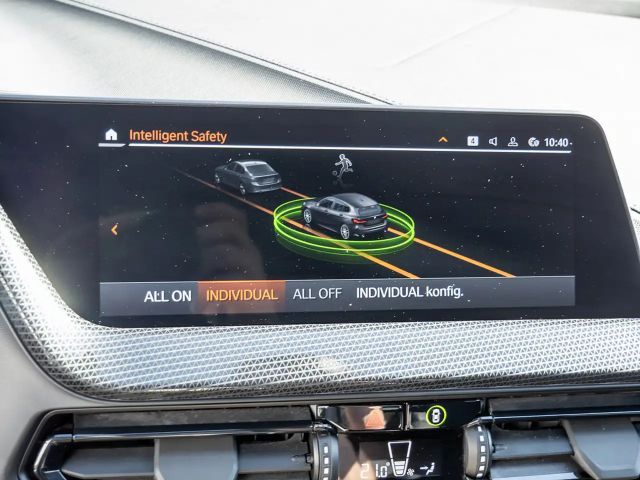 BMW 118 118i M-Sport Sedan