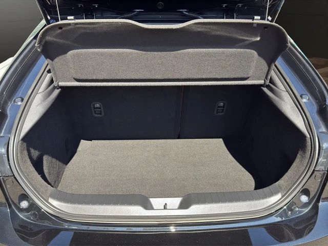 Mazda 3 4WD Exclusive-line