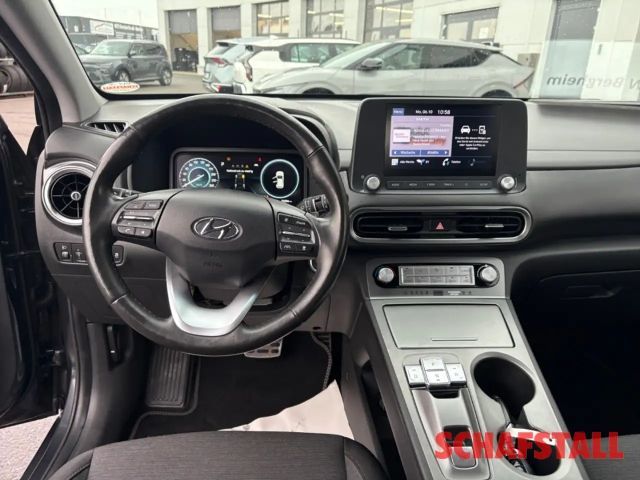 Hyundai Kona Select