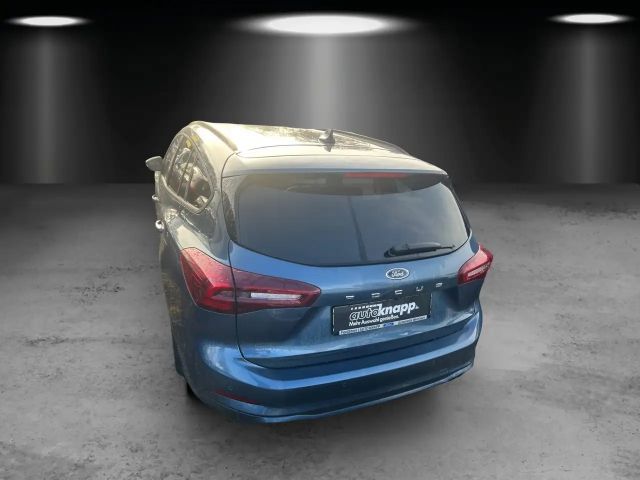 Ford Focus EcoBoost ST Line