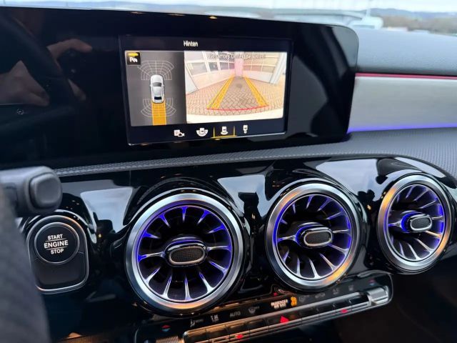 Mercedes-Benz A 250 A 250 e AMG Line