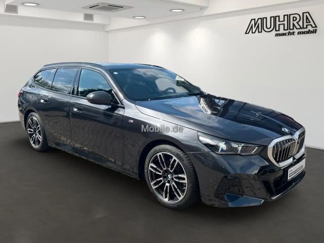 BMW 520 520d M-Sport Touring