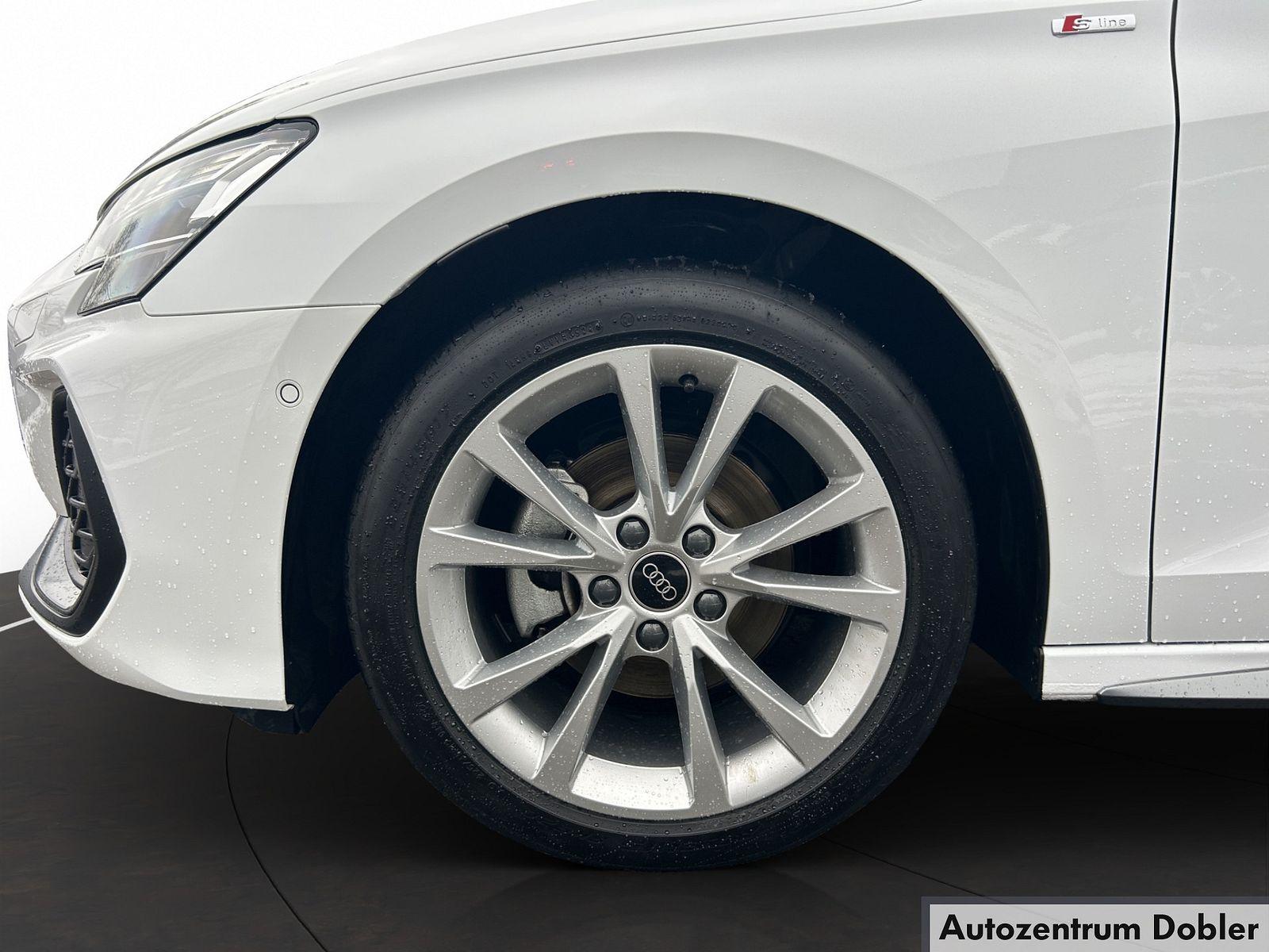 Audi A3 35 TFSI S-Line Sedan Sportback