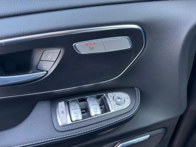 Mercedes-Benz V 300 4MATIC V 300 d