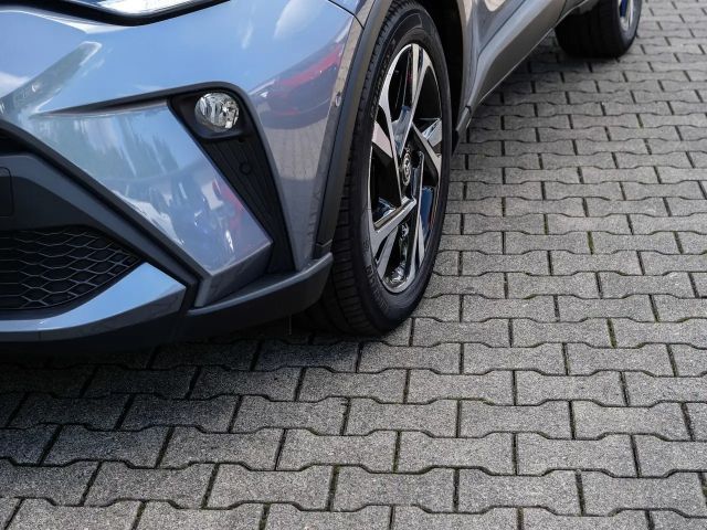 Toyota C-HR Hybride Team D