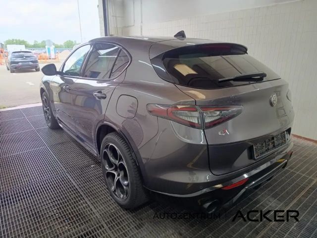 Alfa Romeo Stelvio Q4 Veloce