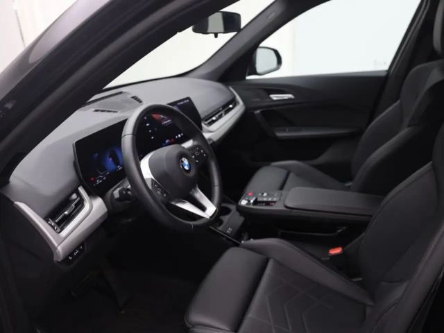 BMW X1 AUTOMAAT - LED - NAVI