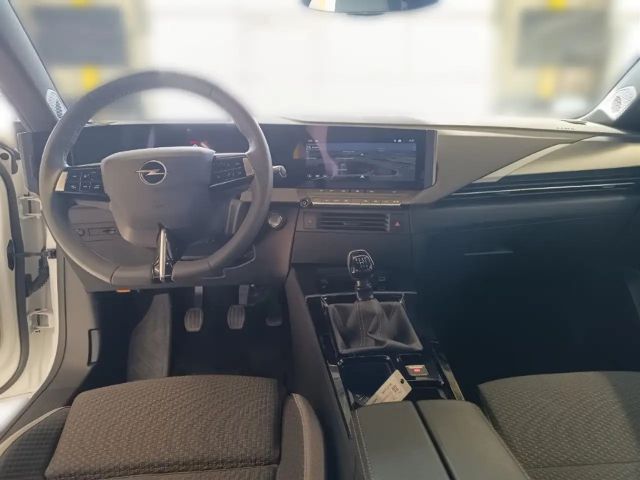 Opel Astra Edition Sports Tourer