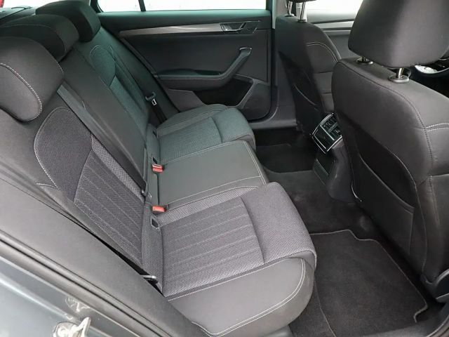 Skoda Superb PlugIn-Hybrid Style Style