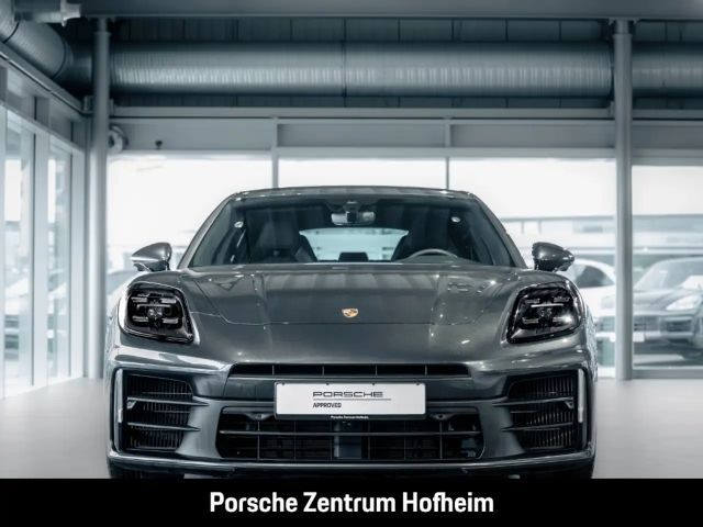 Porsche Panamera 4