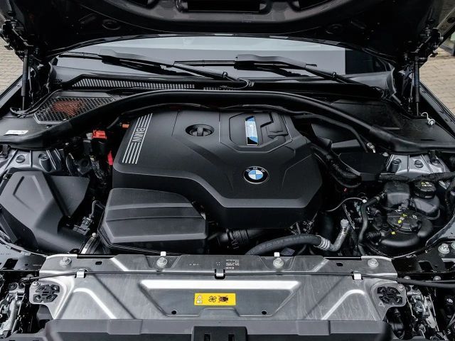 BMW 330 330e M-Sport Sedan xDrive