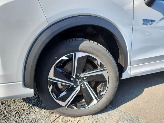 Mitsubishi Eclipse Cross PHEV